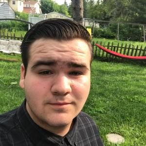 Meet your Posher, Alec